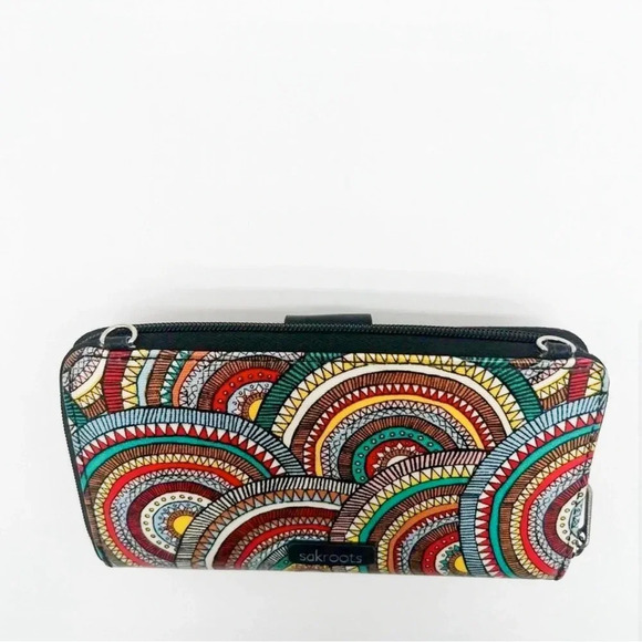 SAKROOTS Artist Circle Large Smartphone Crossbody, Rainbow Spirit Desert - Picture 3 of 8
